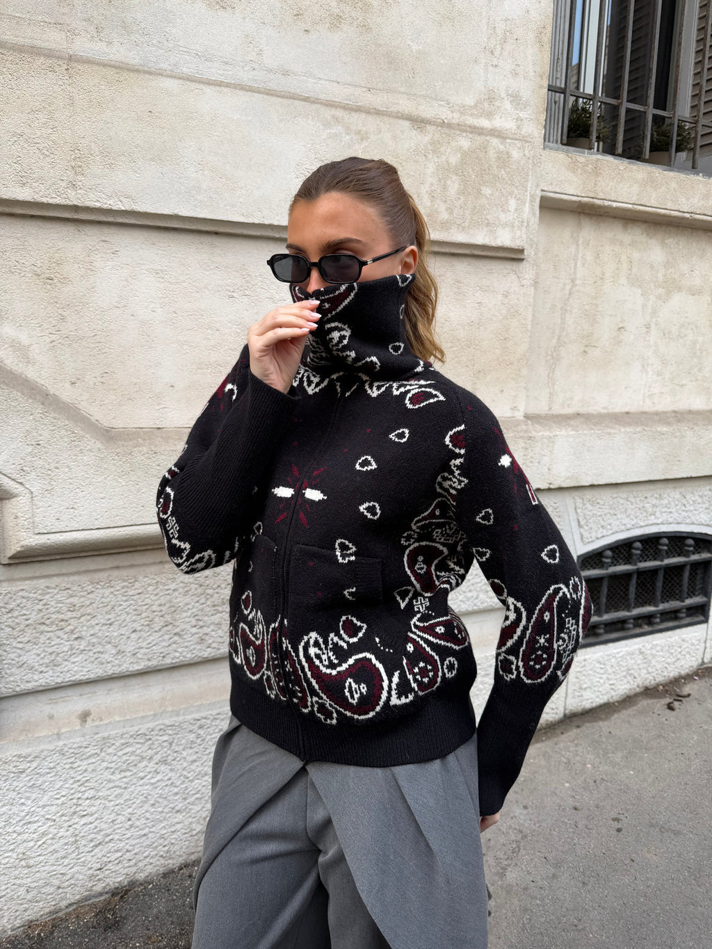 Women's paisley knit cardigan with zip front and high collar