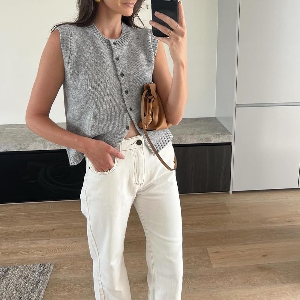 Women's knitted sleeveless cardigan vest with button front