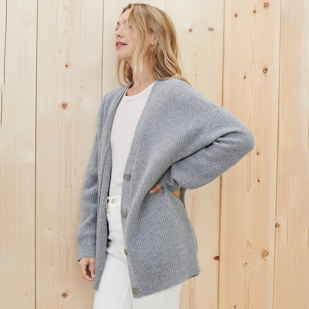 Women's oversized ribbed button-front cardigan
