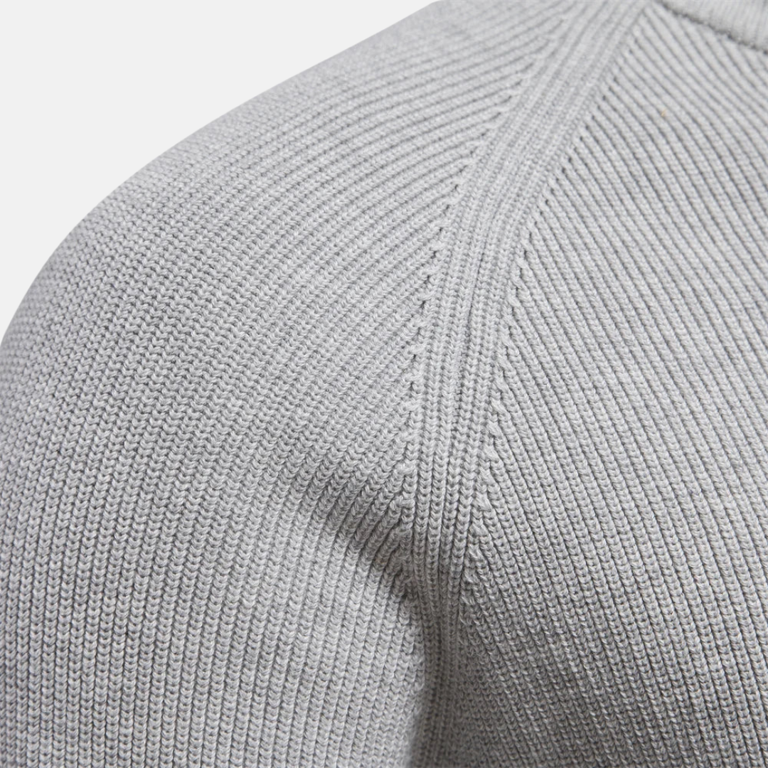 Men's half-zip ribbed sweater with stand collar and long sleeves