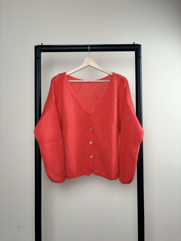 Women's knitted V-neck cardigan with long sleeves and front buttons