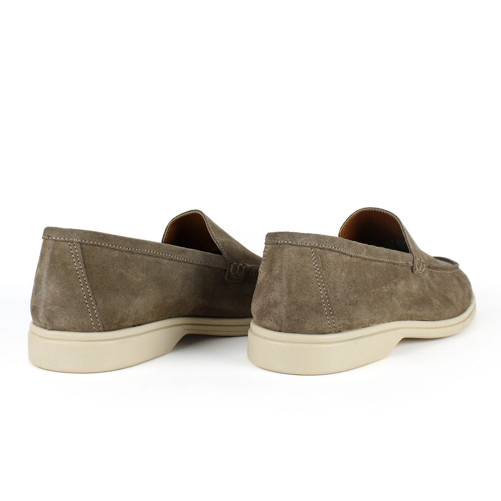Men's beige moc toe slip-on loafers with low cream soles