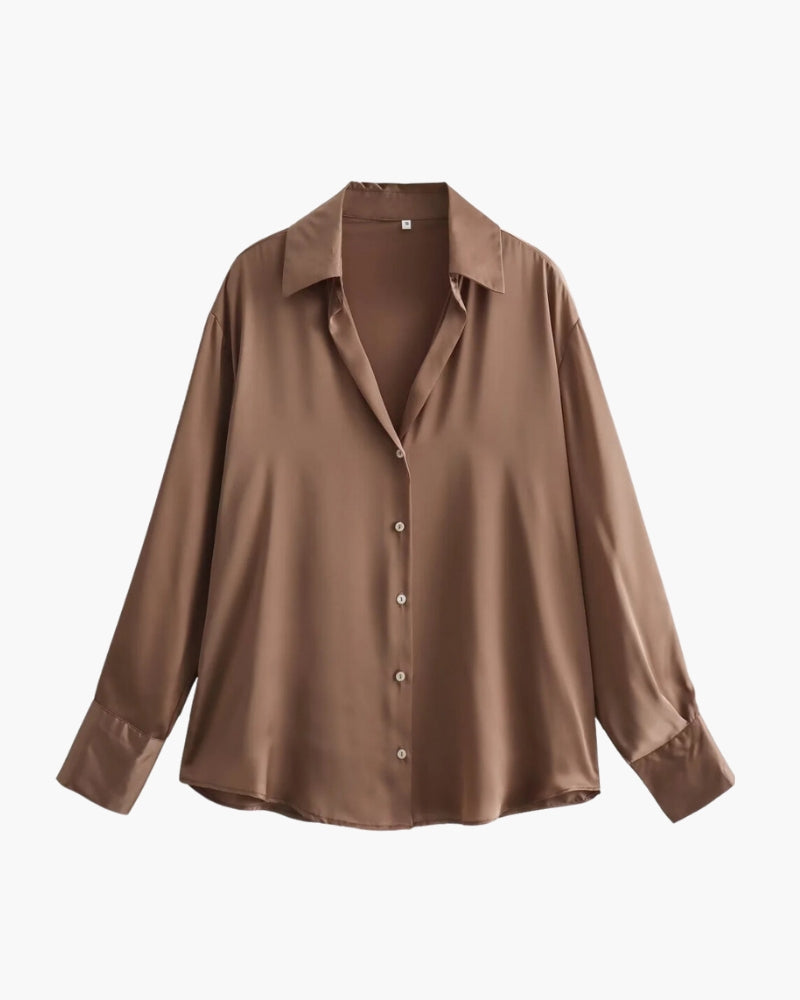 Women's long-sleeve shirt with notched collar and button front