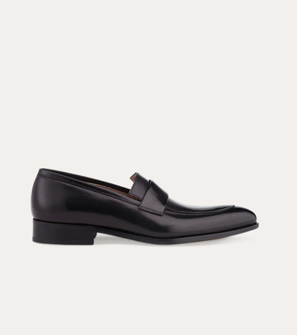 Black men's square toe keeper loafers with low heels