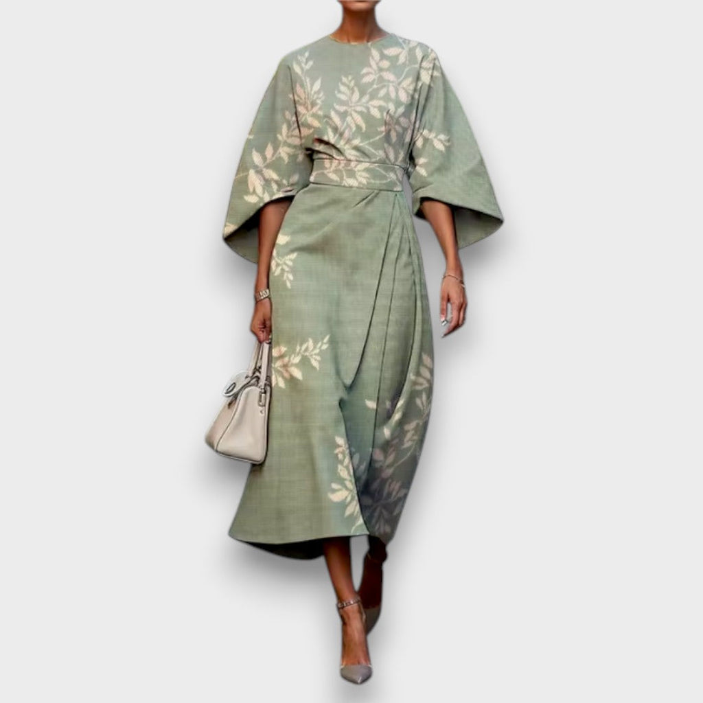 Women's floral midi dress with wide three-quarter sleeves