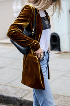 Women's velvet blazer with notched lapels and long sleeves