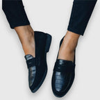 Women's black loafers with crocodile-effect toe panel