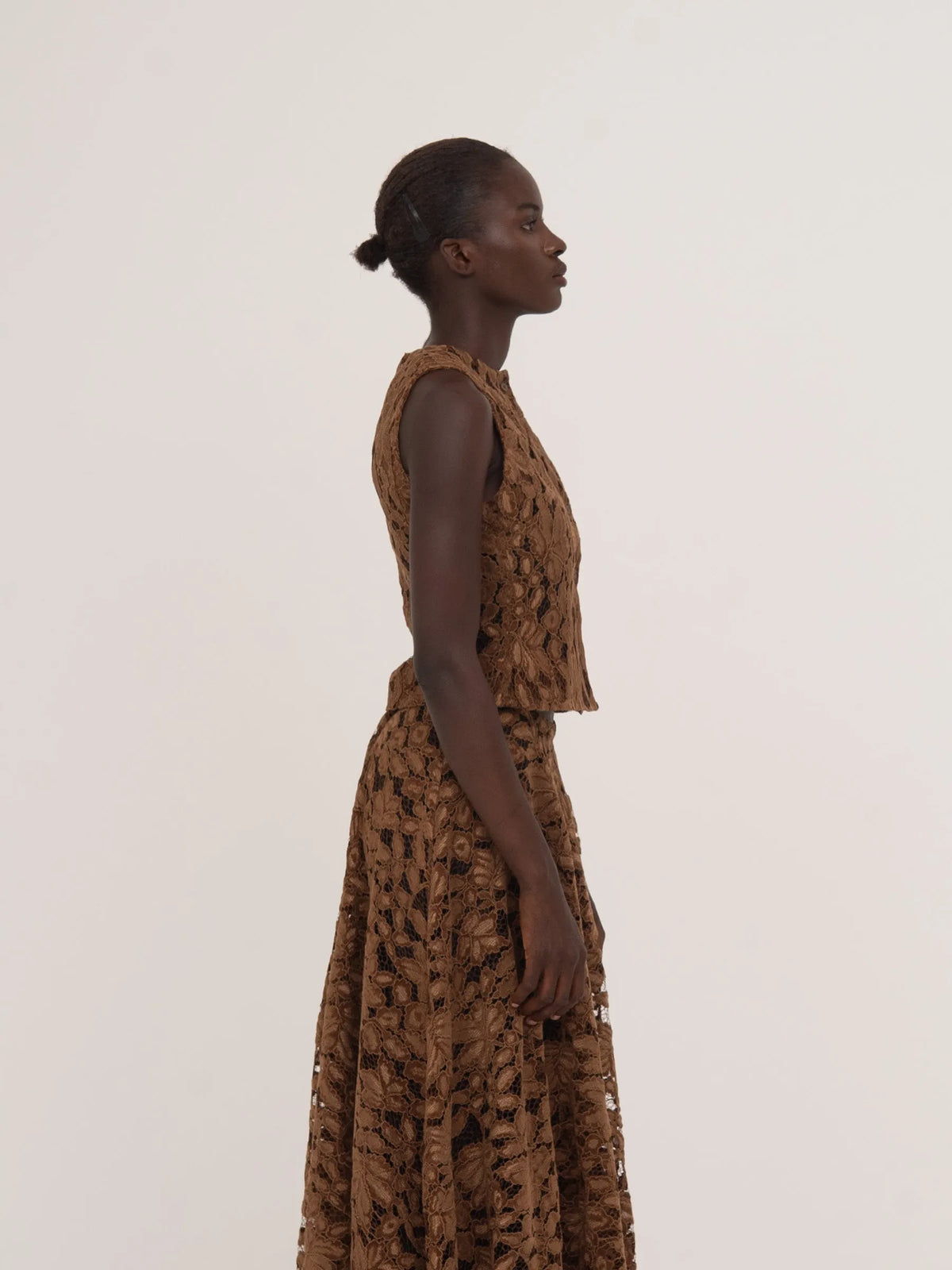 Women's brown floral lace sleeveless cropped top with front buttons