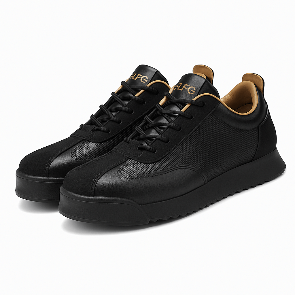 Low-top lace-up sneakers with textured side panels