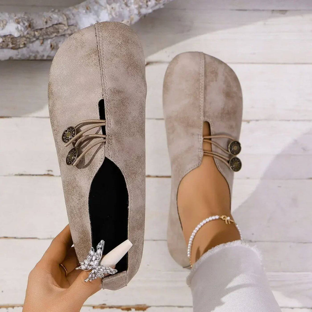 Round toe casual shoes with crossed lace detail