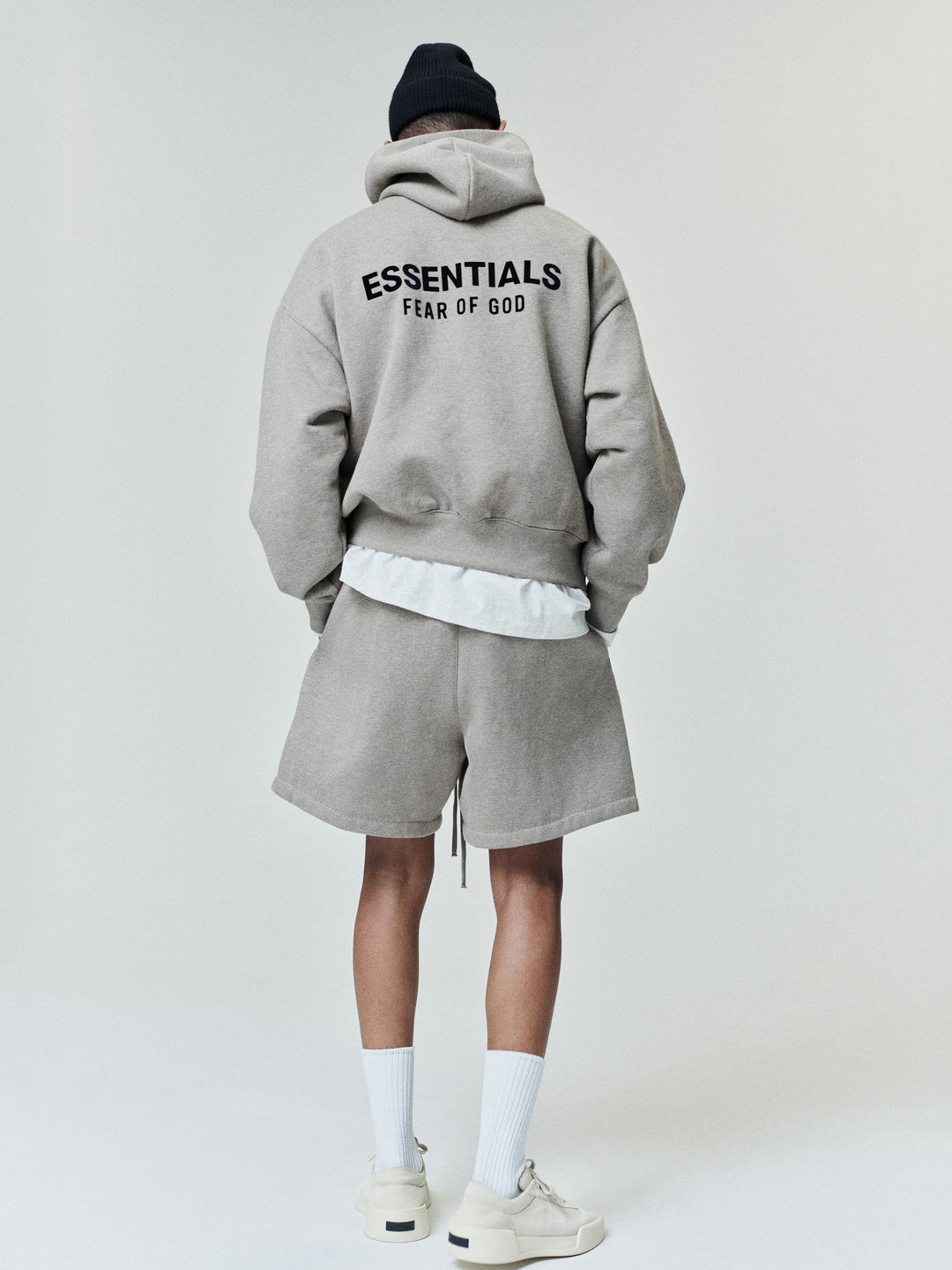 Men's heathered classic hoodie with kangaroo pocket