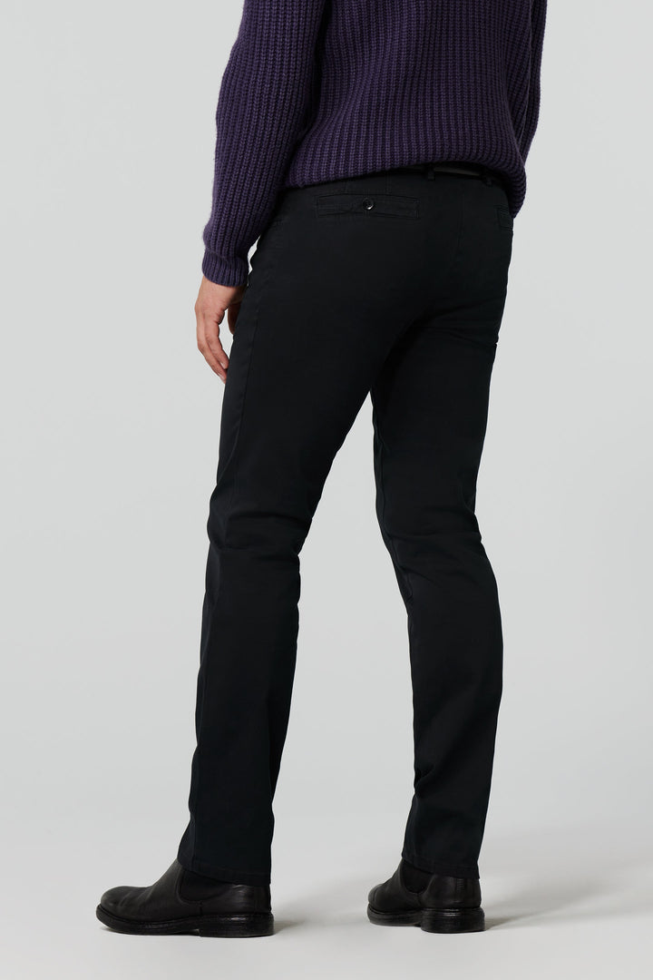 Men's straight leg five-pocket trousers with belt loops