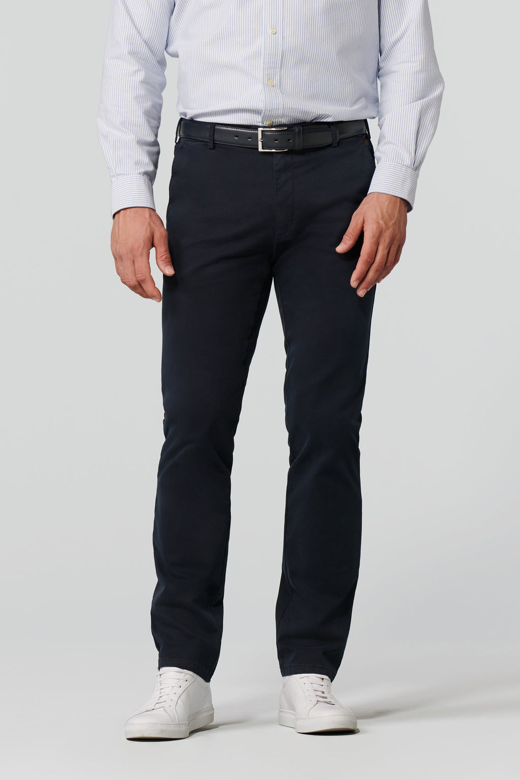 Men's slim fit blazer with notch lapels and two button front