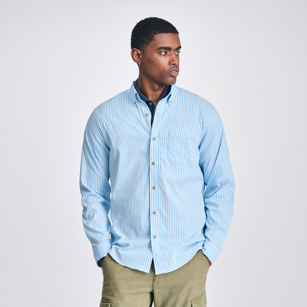 Men's checked long-sleeve shirt with button-down collar and chest pocket