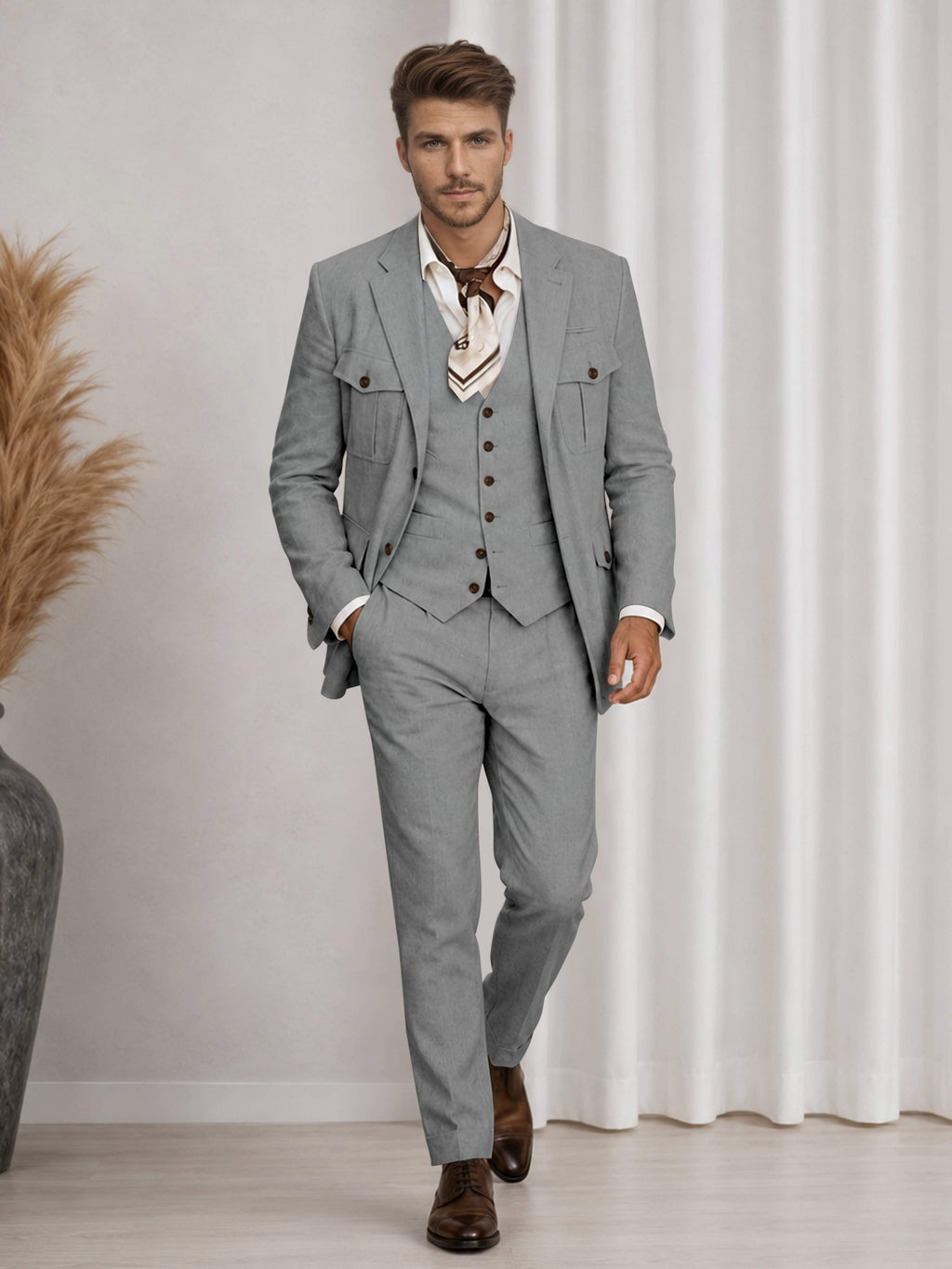 Men's three-piece suit with notch-lapel jacket, buttoned waistcoat and matching trousers