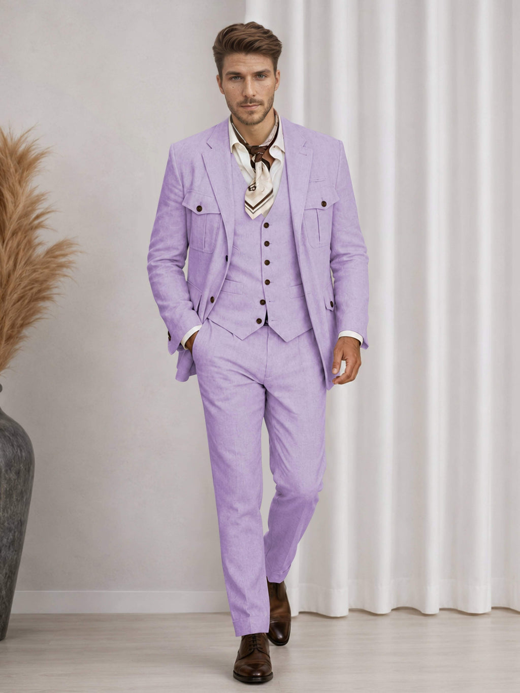 Men's three-piece suit with notch-lapel jacket, buttoned waistcoat and matching trousers