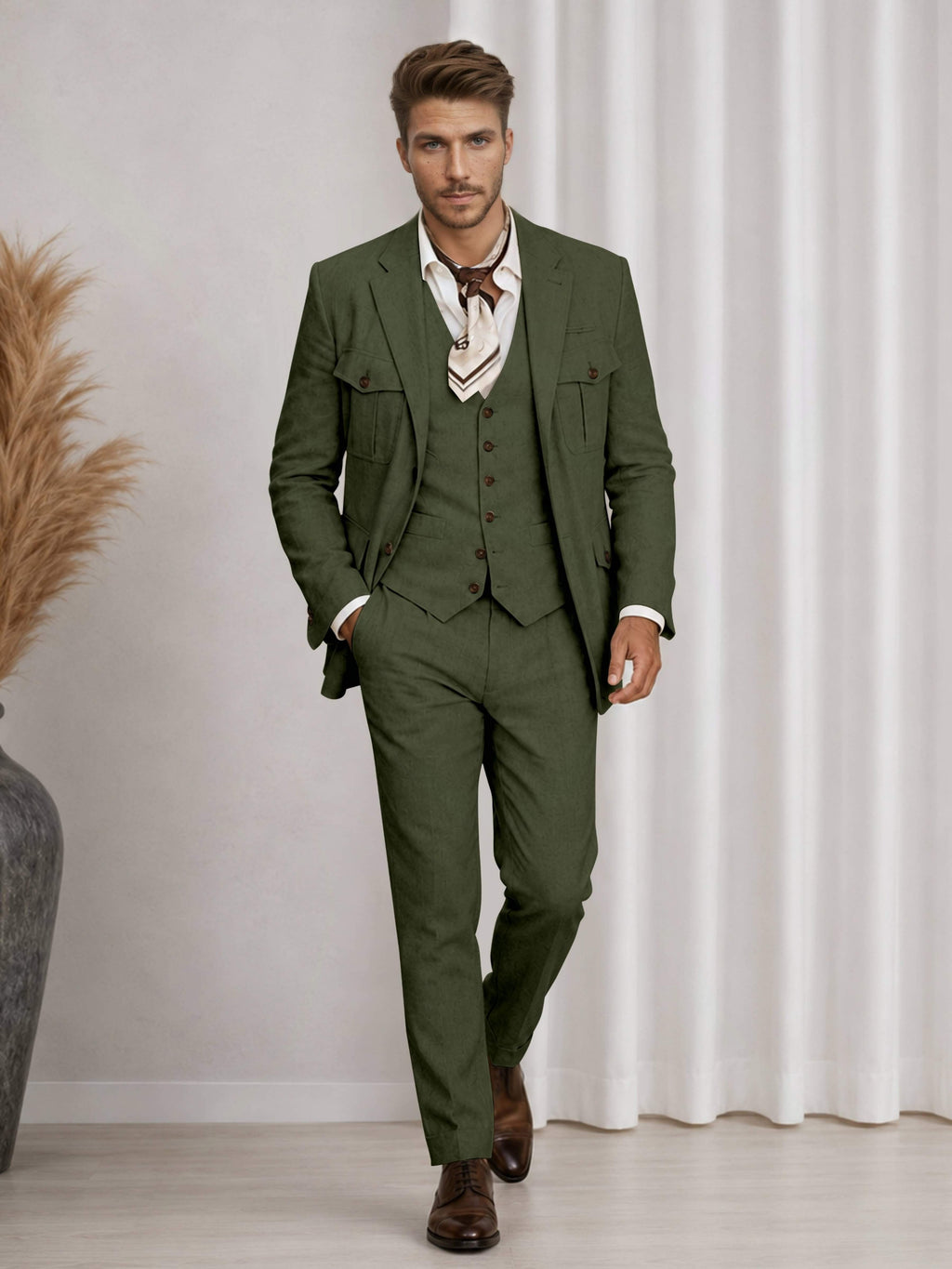 Men's three-piece suit with notch-lapel jacket, buttoned waistcoat and matching trousers
