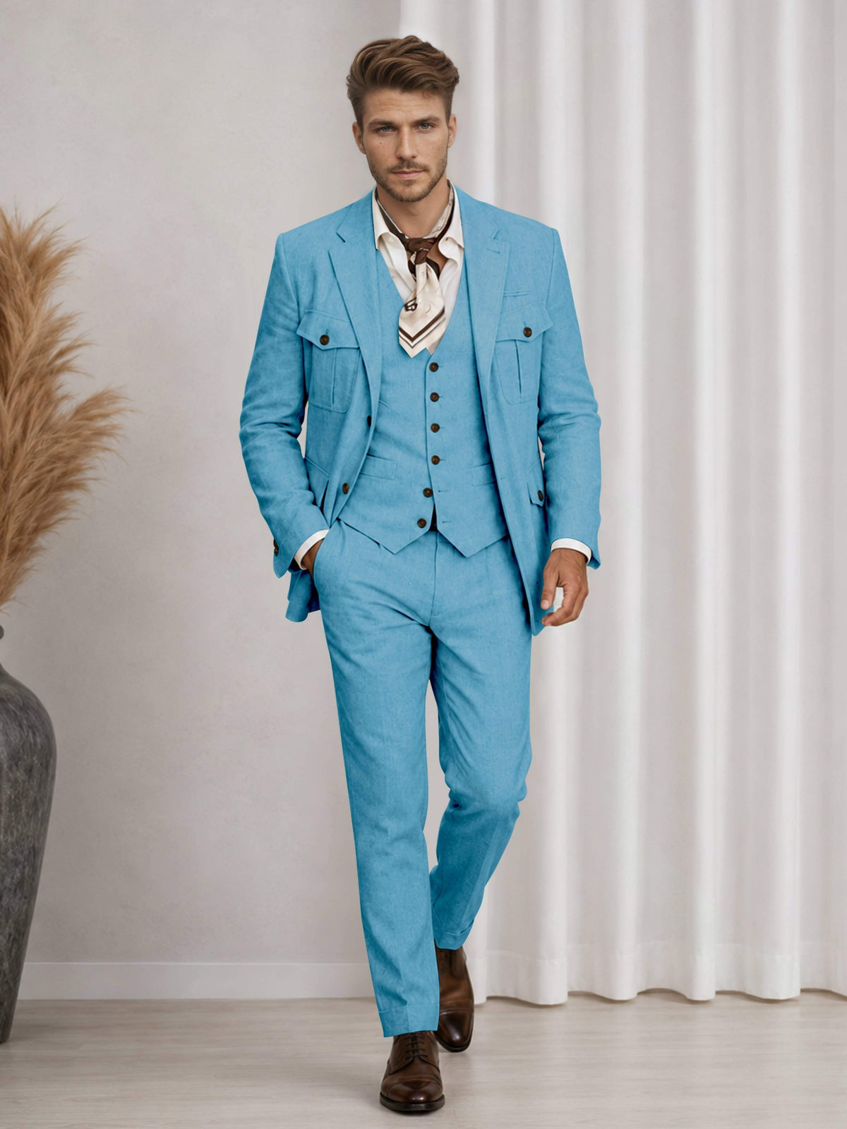 Men's three-piece suit with notch-lapel jacket, buttoned waistcoat and matching trousers