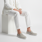 Men's low-profile loafers with moc toe and contrast sole