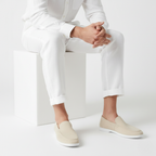 Men's low-profile loafers with moc toe and contrast sole