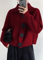 Cropped ribbed knit cardigan with Peter Pan collar and large buttons