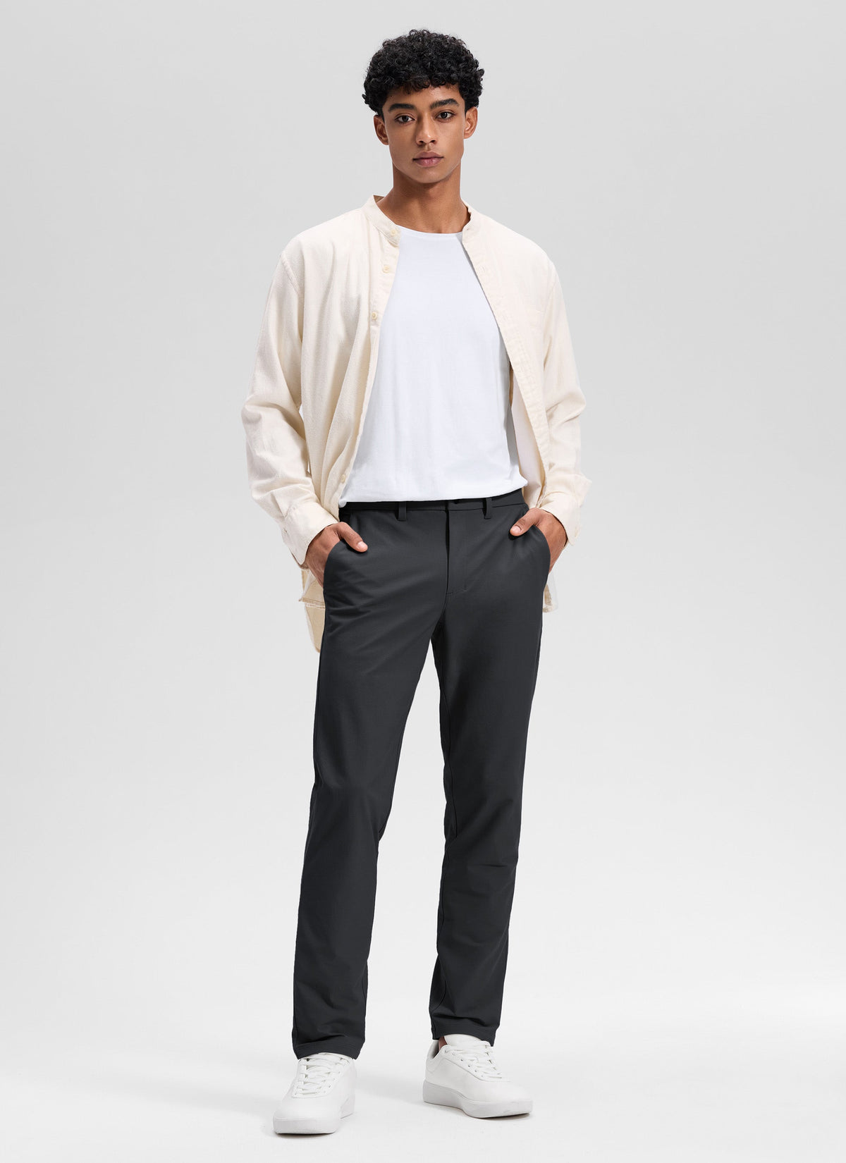 Men's straight leg chino trousers with belt loops, button fastening and front pockets