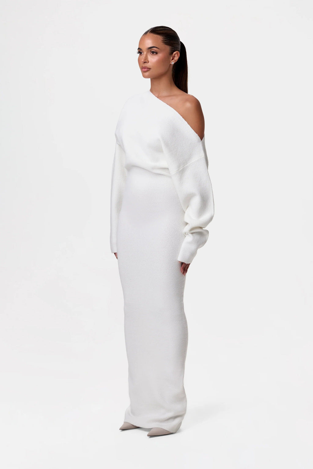 Women's asymmetric one-shoulder knit maxi dress with long sleeves