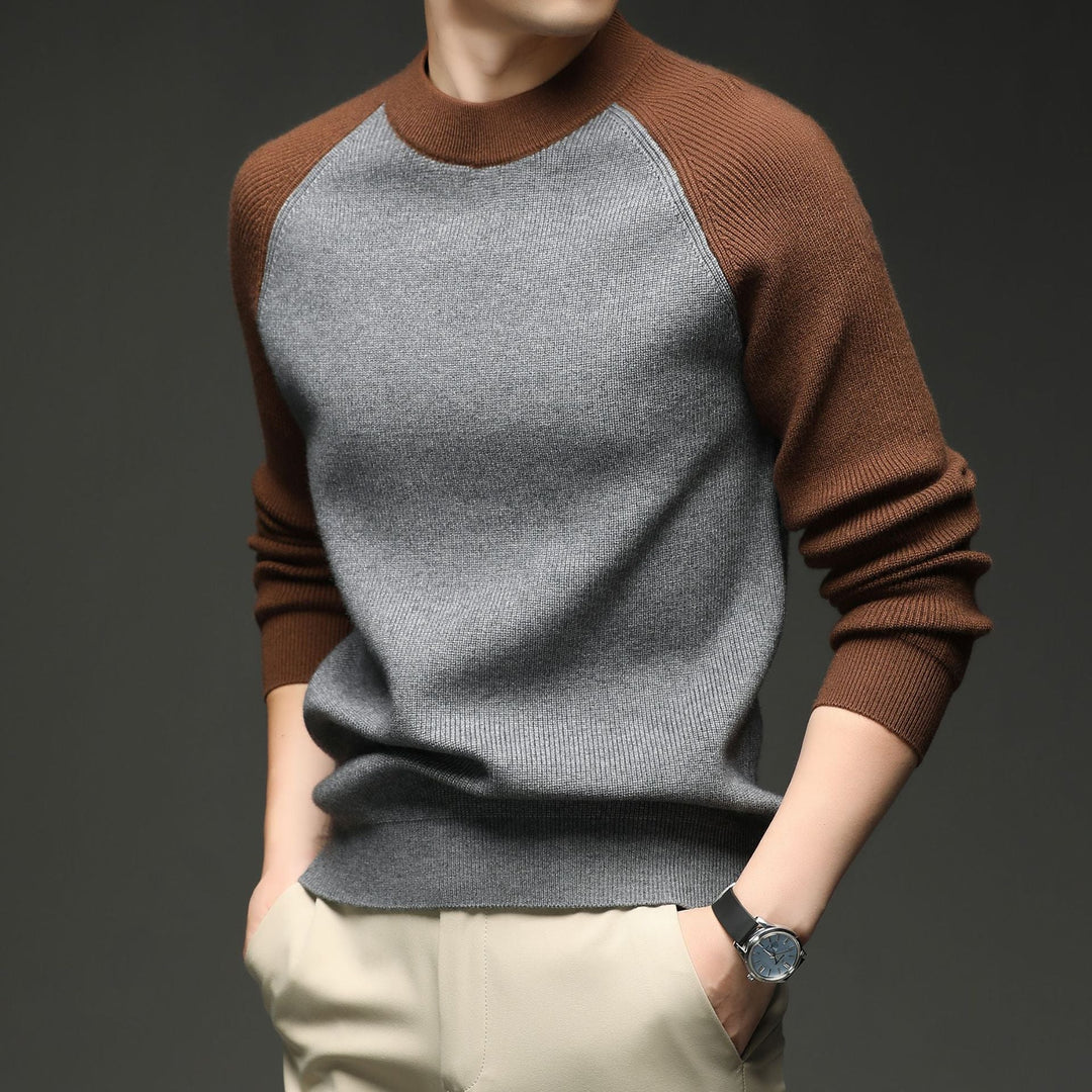Men's two-tone crew-neck sweater with long raglan sleeves and ribbed trims