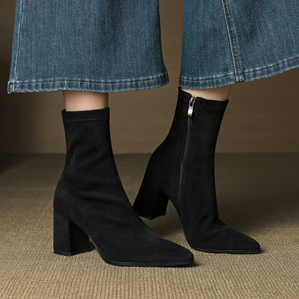 Women's ankle boots with pointed toes, side zips and high block heels