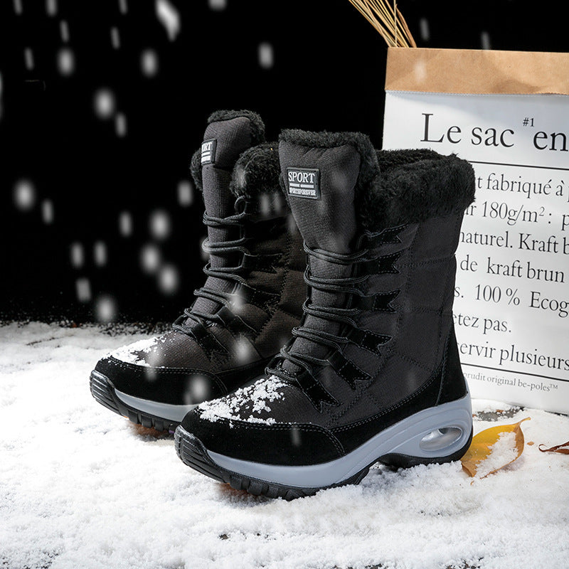 High top lace-up winter boots with faux fur collar