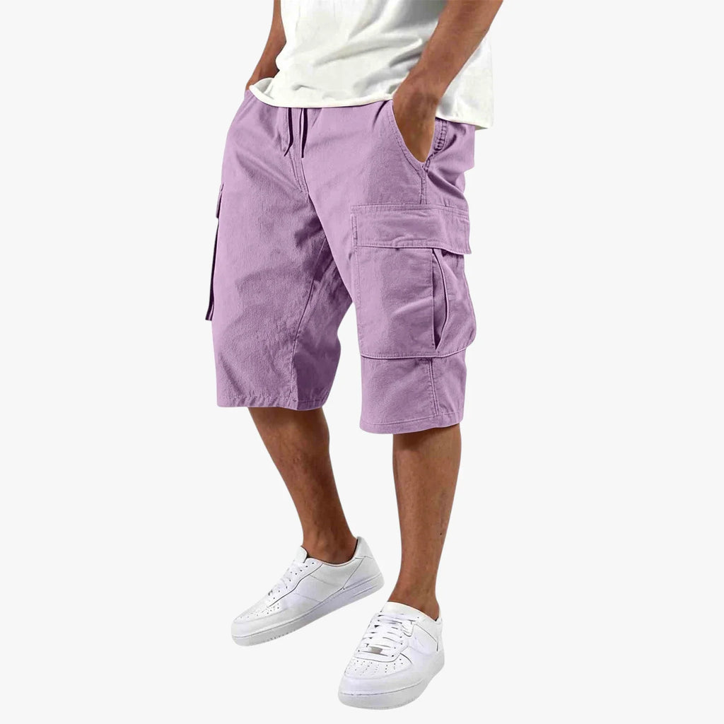 Men's relaxed knee-length cargo shorts with utility pockets