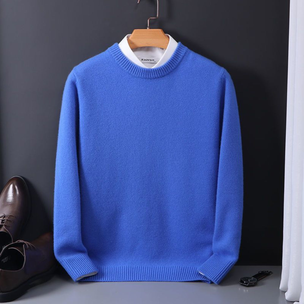 Men's oversized plain crew-neck sweater with ribbed trims