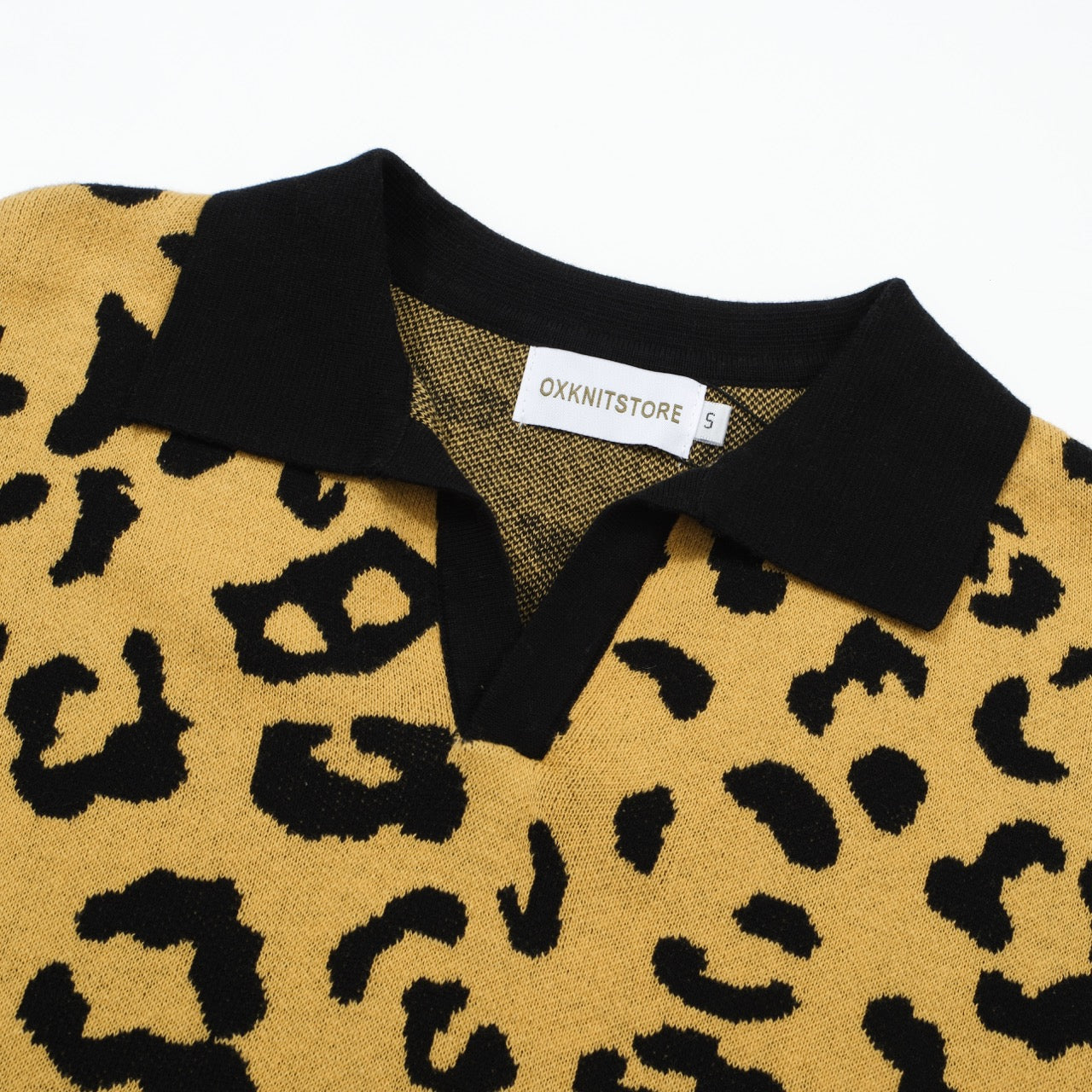 Men's yellow and black leopard print knit polo shirt with short sleeves