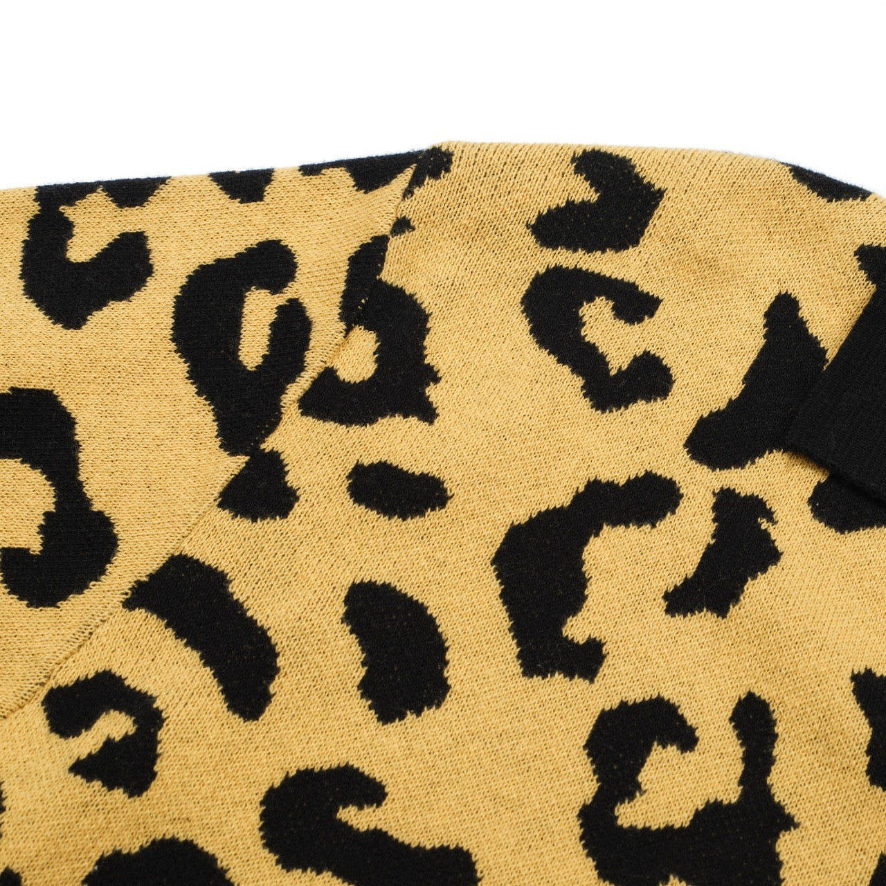 Men's yellow and black leopard print knit polo shirt with short sleeves