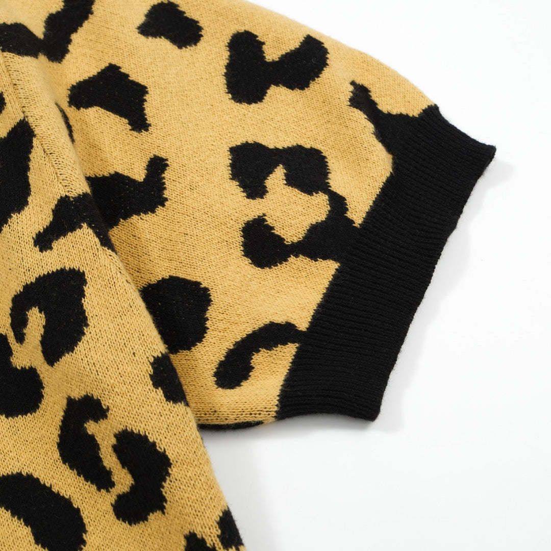 Men's yellow and black leopard print knit polo shirt with short sleeves