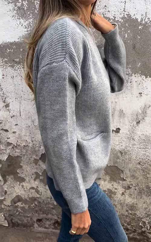 Women's knitted zip jacket with stand collar and front pockets