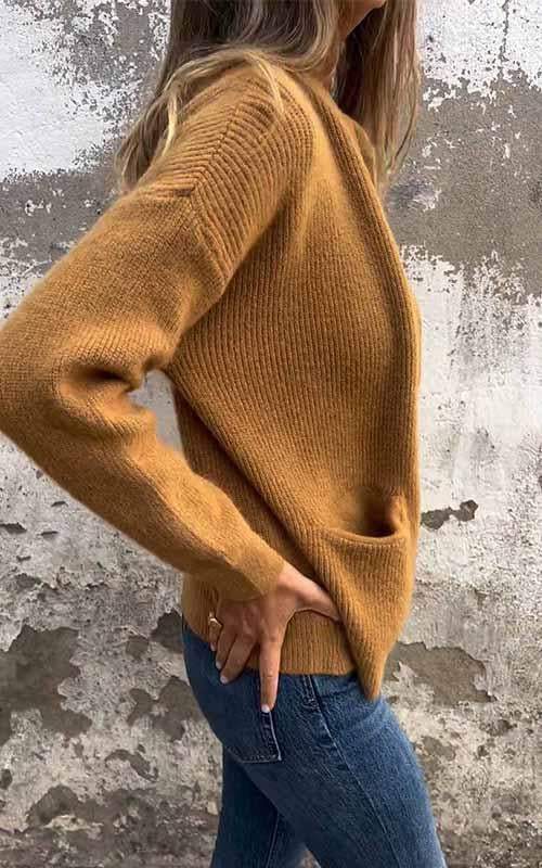 Women's knitted zip jacket with stand collar and front pockets