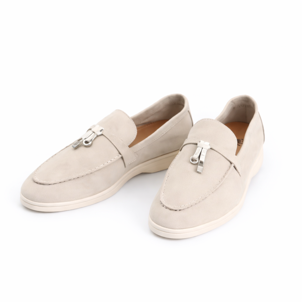 Women's slip-on loafer with rounded toe and metal vamp detail