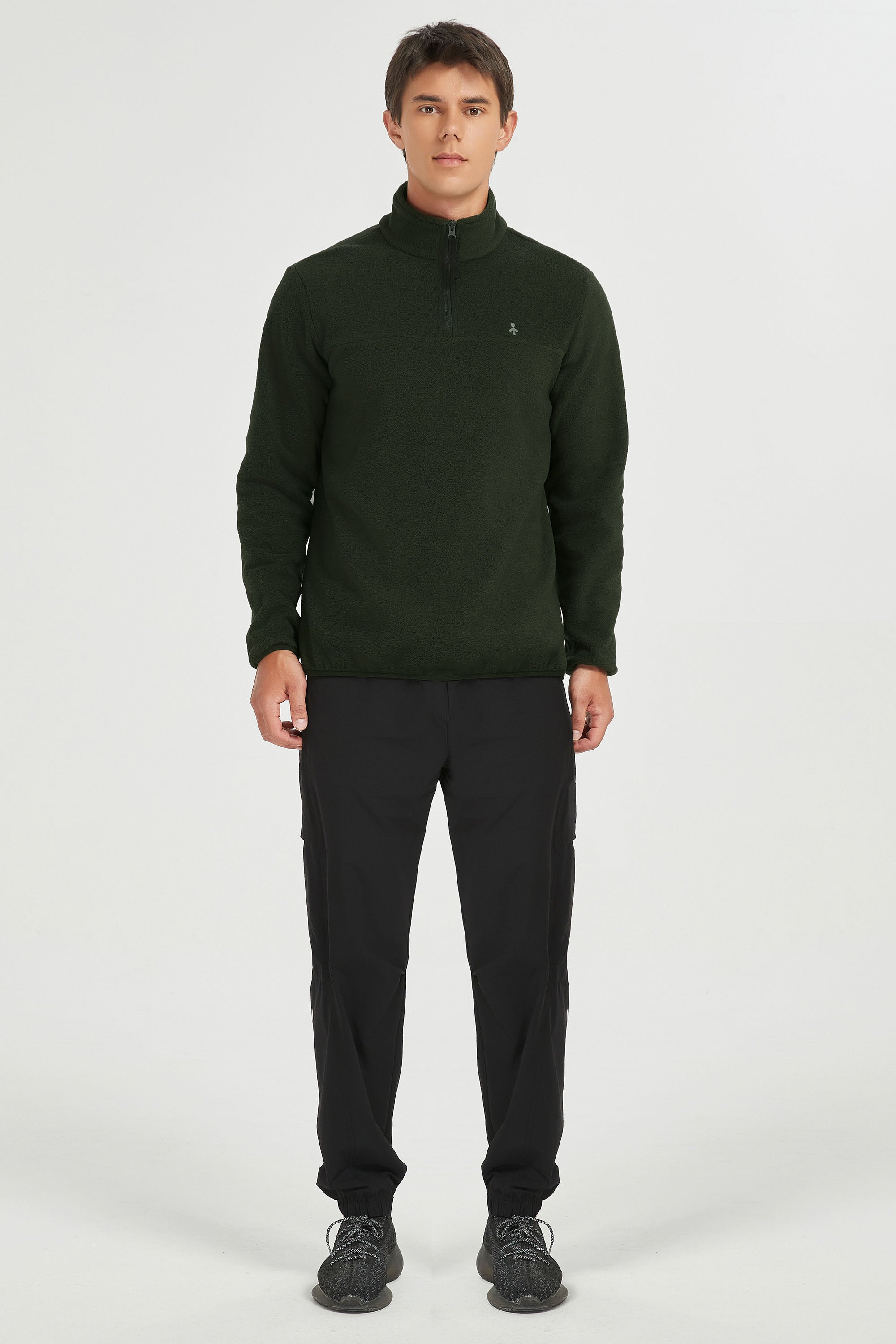 Men's quarter-zip fleece pullover with raised collar and long sleeves