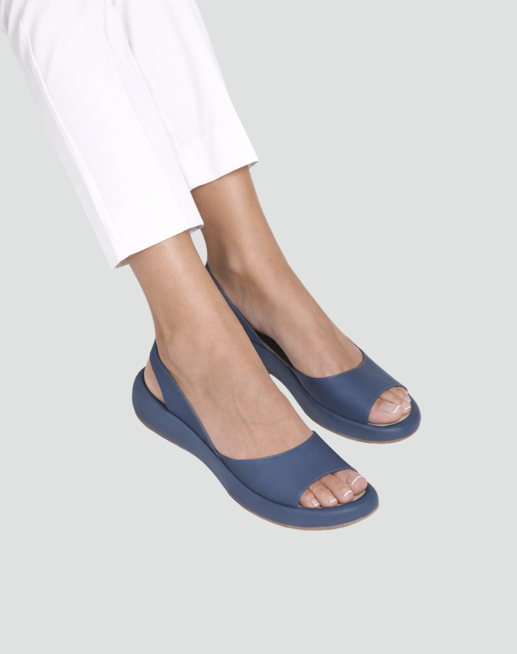 Women's orthopaedic wedge sandal with open toe, shown in pink and blue colours