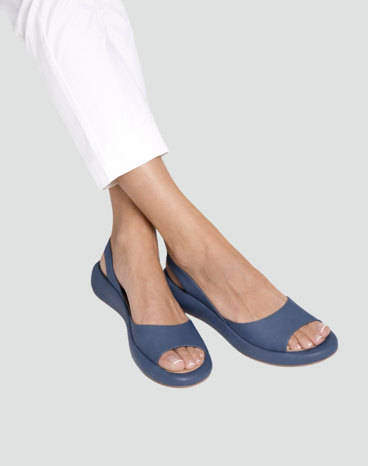 Women's orthopaedic wedge sandal with open toe, shown in pink and blue colours