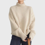 Women's long-sleeve turtleneck sweater with ribbed trims