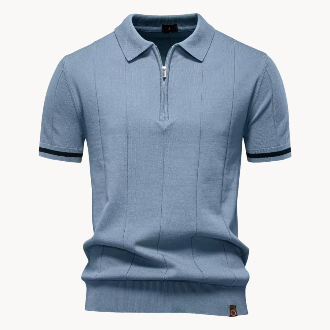Men's short-sleeve knitted polo shirt with zip neck, classic collar and striped cuffs