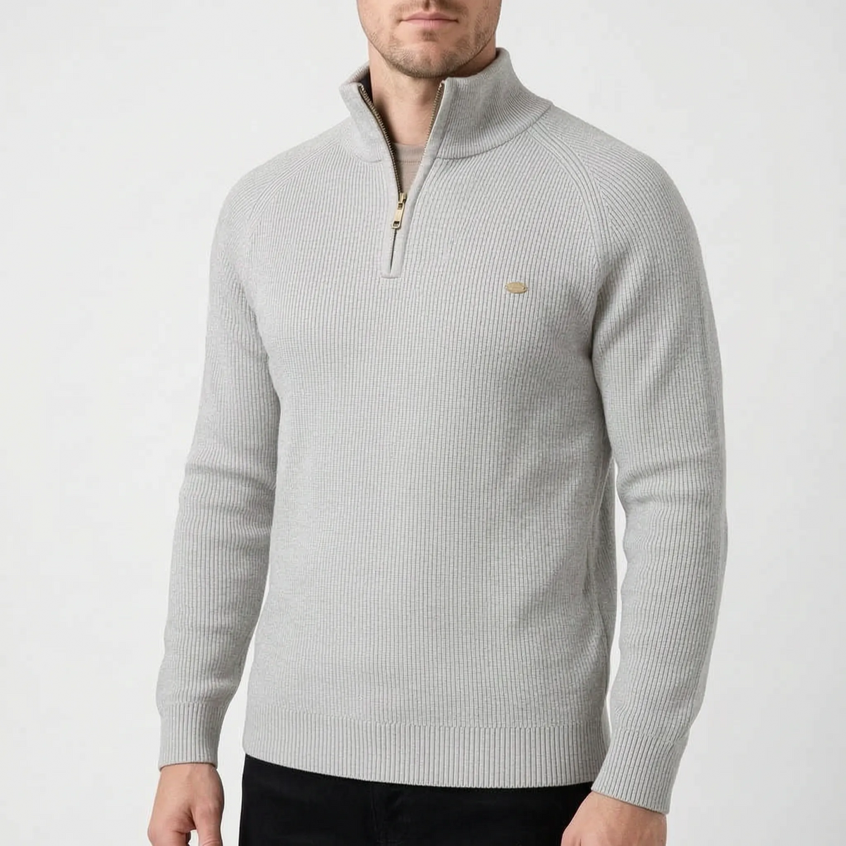 Men's ribbed mock neck sweater with half-zip and long sleeves