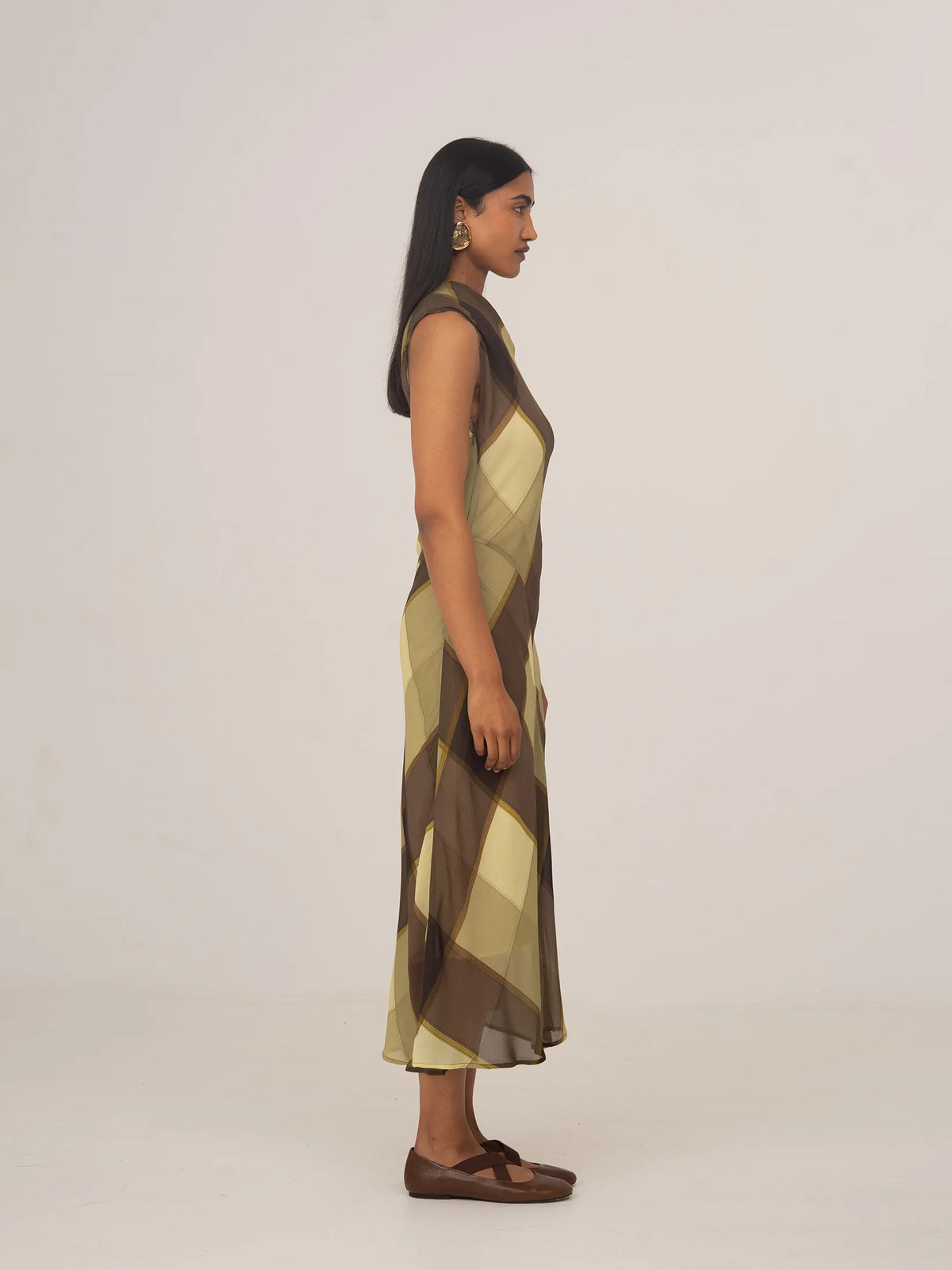 Women's asymmetric checked midi dress with a sleeveless one-shoulder neckline