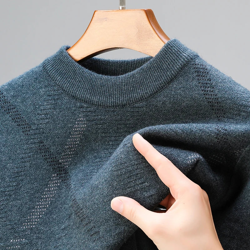 Men's mock neck sweater with long sleeves and ribbed trims