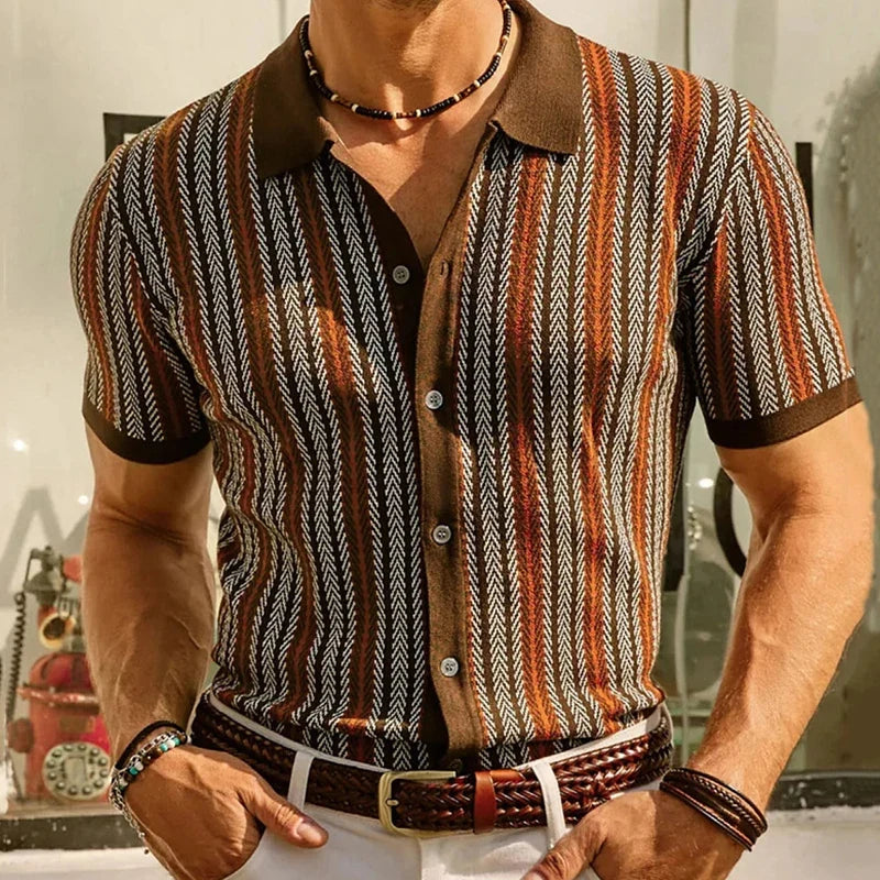 Men's short-sleeve knitted polo shirt with vertical stripes and button front