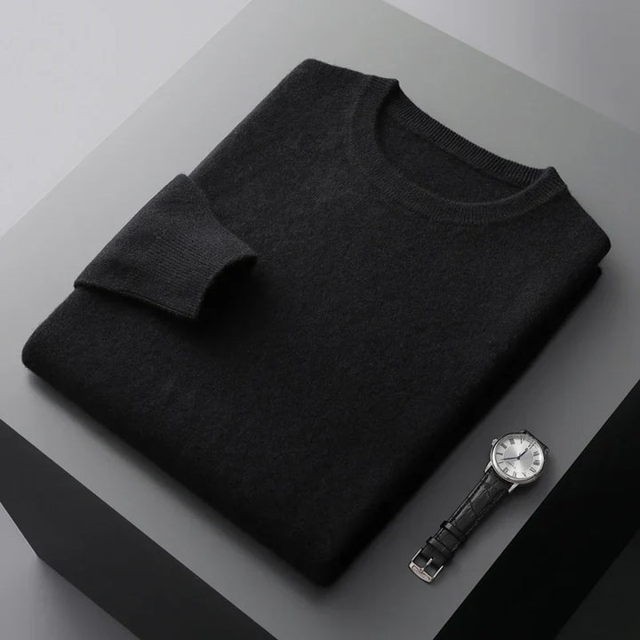 Plain crew neck sweater with long sleeves and ribbed trims