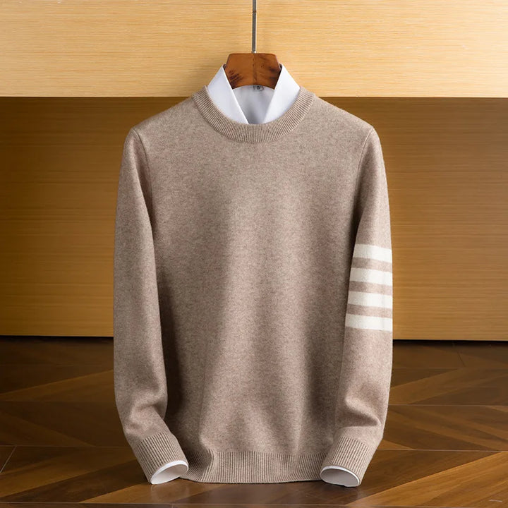 Men's crew neck sweater with contrasting striped sleeve detail