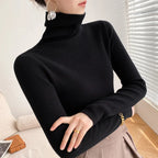 Women's ribbed turtleneck jumper with long sleeves